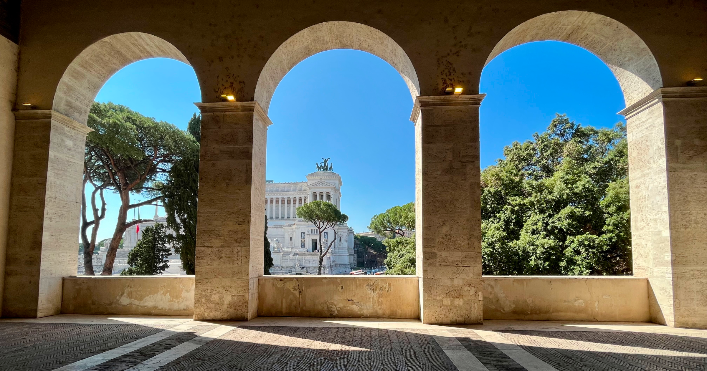 Al centro di Roma: da Palazzo Venezia al Vittoriano. Le mille storie del VIVE - Visita guidata adulti  